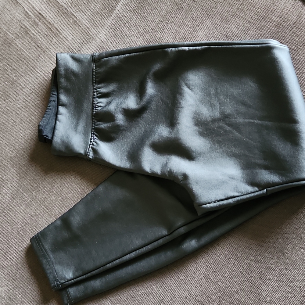 Faux leather leggings